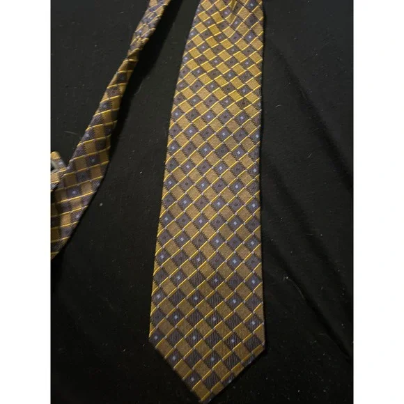 Valerio Garati Mens Silk Tie Gold Navy Blue Geometric Check Hand Made Necktie - Picture 4 of 4